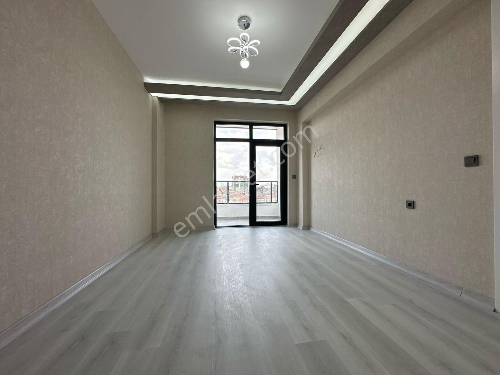 Mehmet Zengin'den Lüks Sitede Kapalı Otoparlı 8.kat 4+1 Daire - Görsel 26