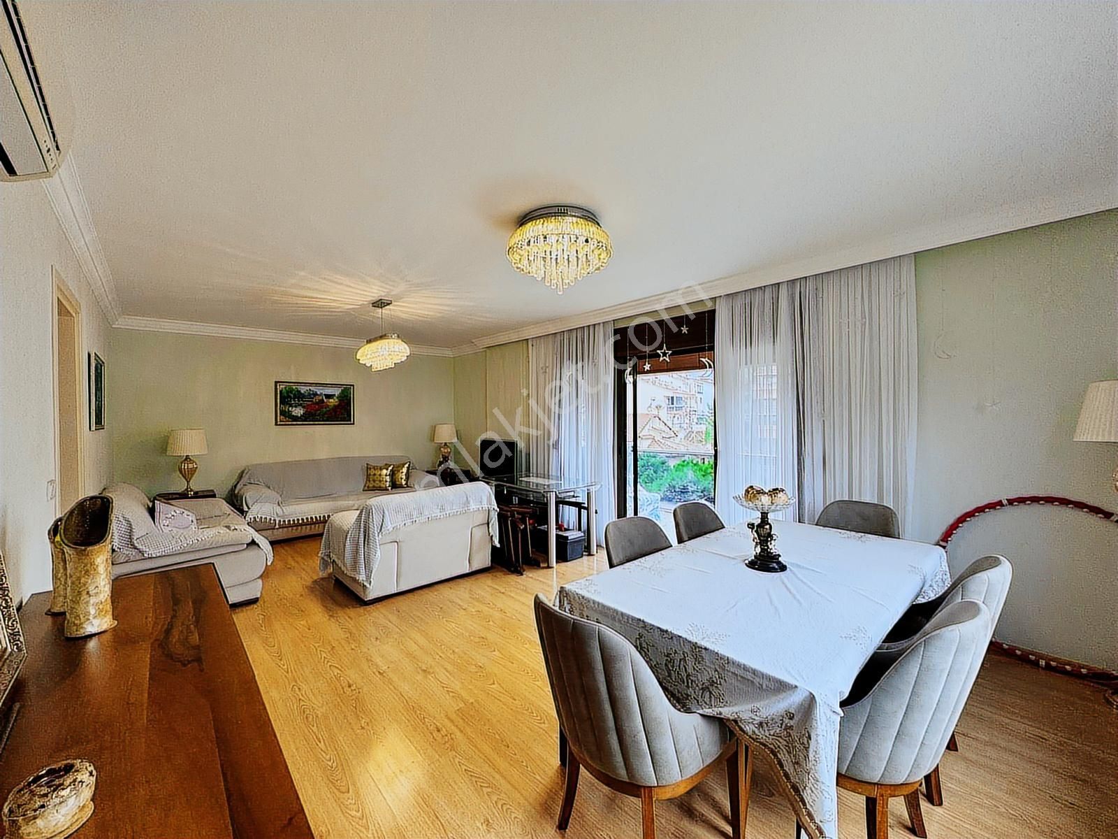 Denize Çok Yakın-marmarisin En Geniş 3 Oda 1 Salon Dairesi - Görsel 2