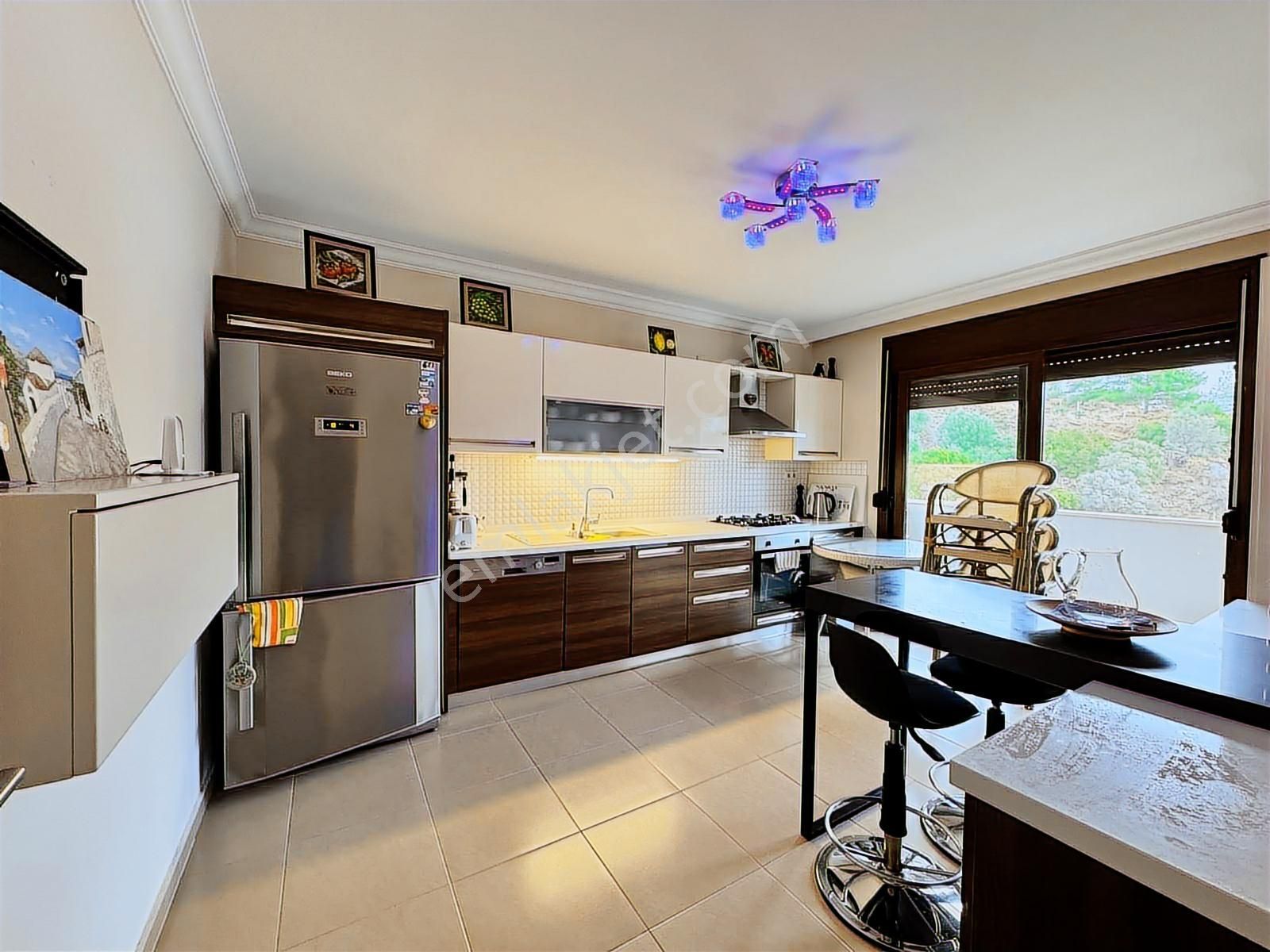 Denize Çok Yakın-marmarisin En Geniş 3 Oda 1 Salon Dairesi - Görsel 26