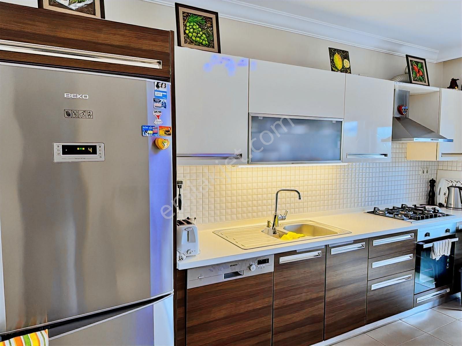 Denize Çok Yakın-marmarisin En Geniş 3 Oda 1 Salon Dairesi - Görsel 16