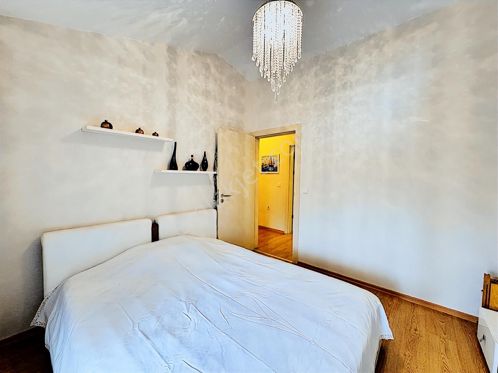 Denize Çok Yakın-marmarisin En Geniş 3 Oda 1 Salon Dairesi - Görsel 38