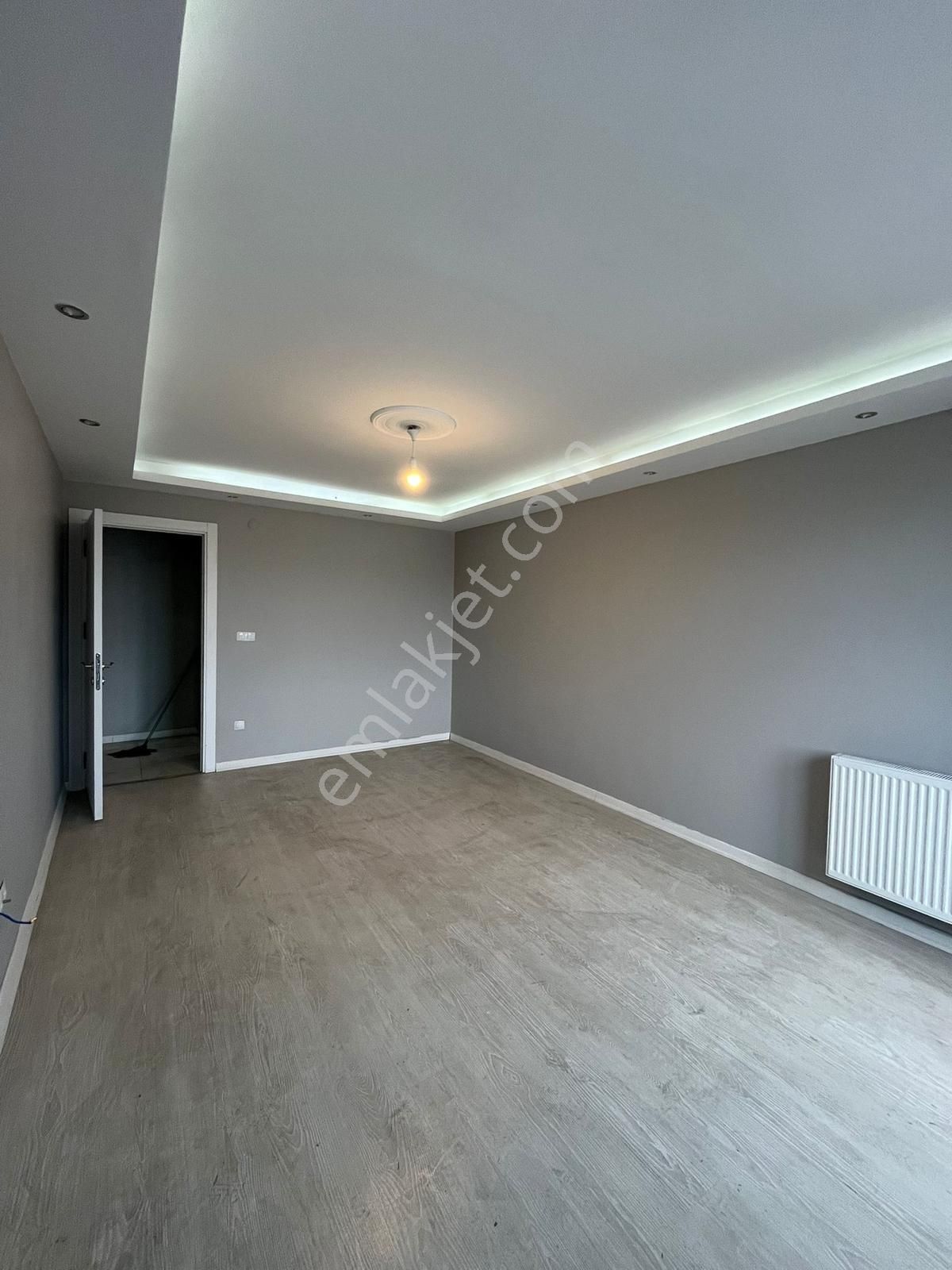 Esenyurt Ta Satılık Köşe Başı 2+1 Daire - Görsel 4