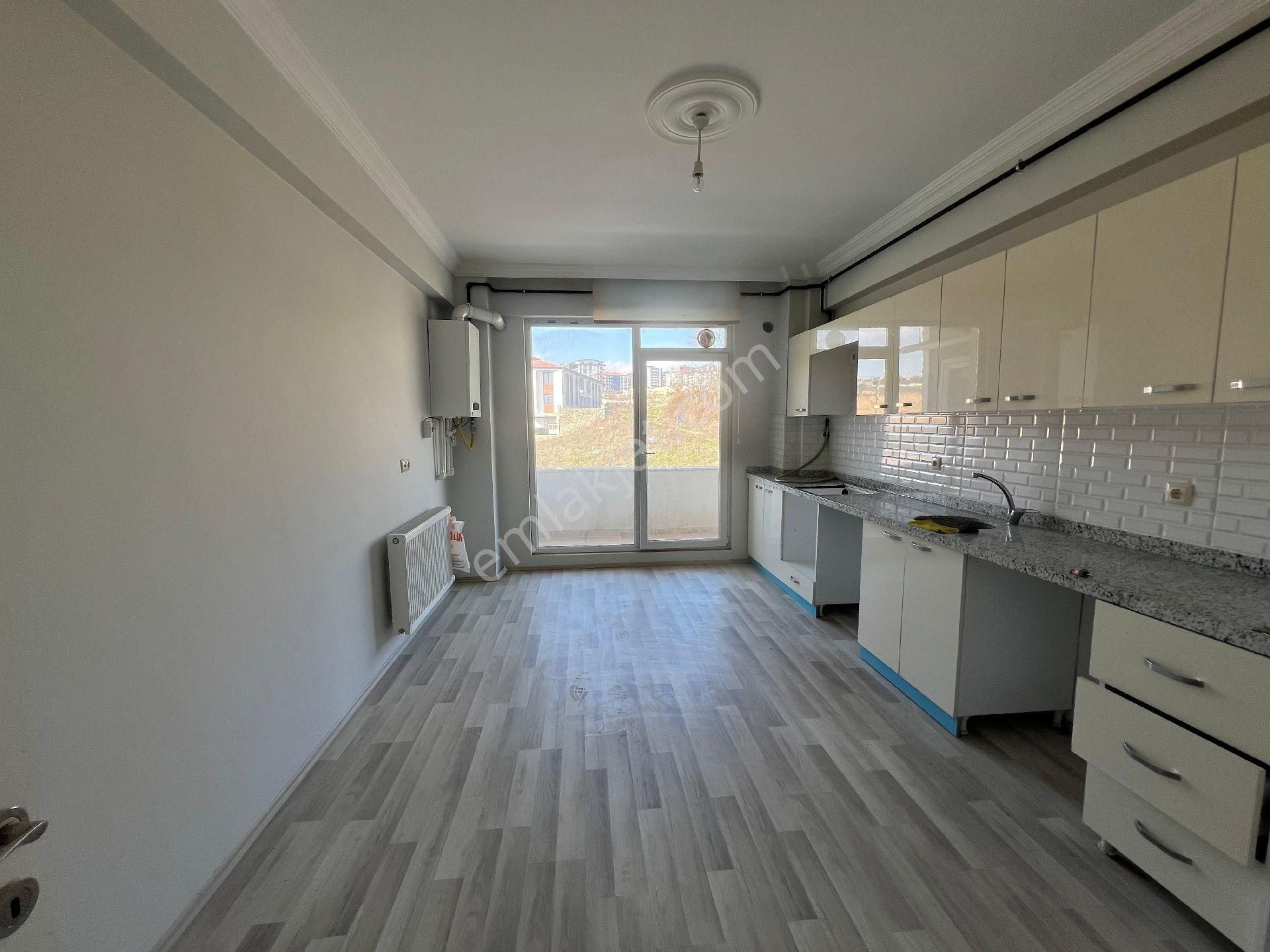 Roma' Dan Akhisar Mahallesi' Nde Kiralık Daire - Görsel 12