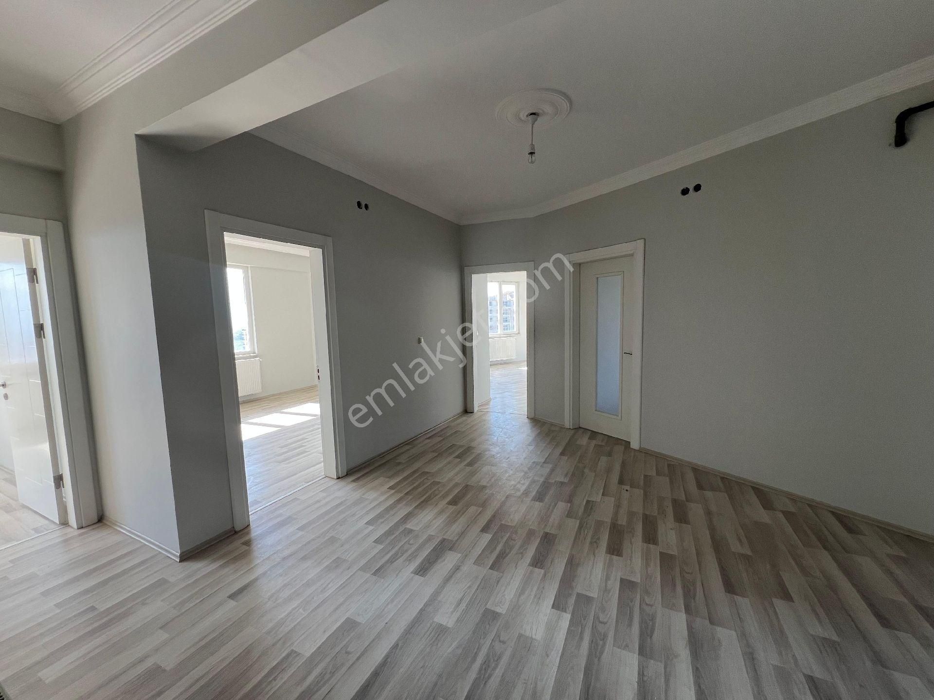 Roma' Dan Akhisar Mahallesi' Nde Kiralık Daire - Görsel 9