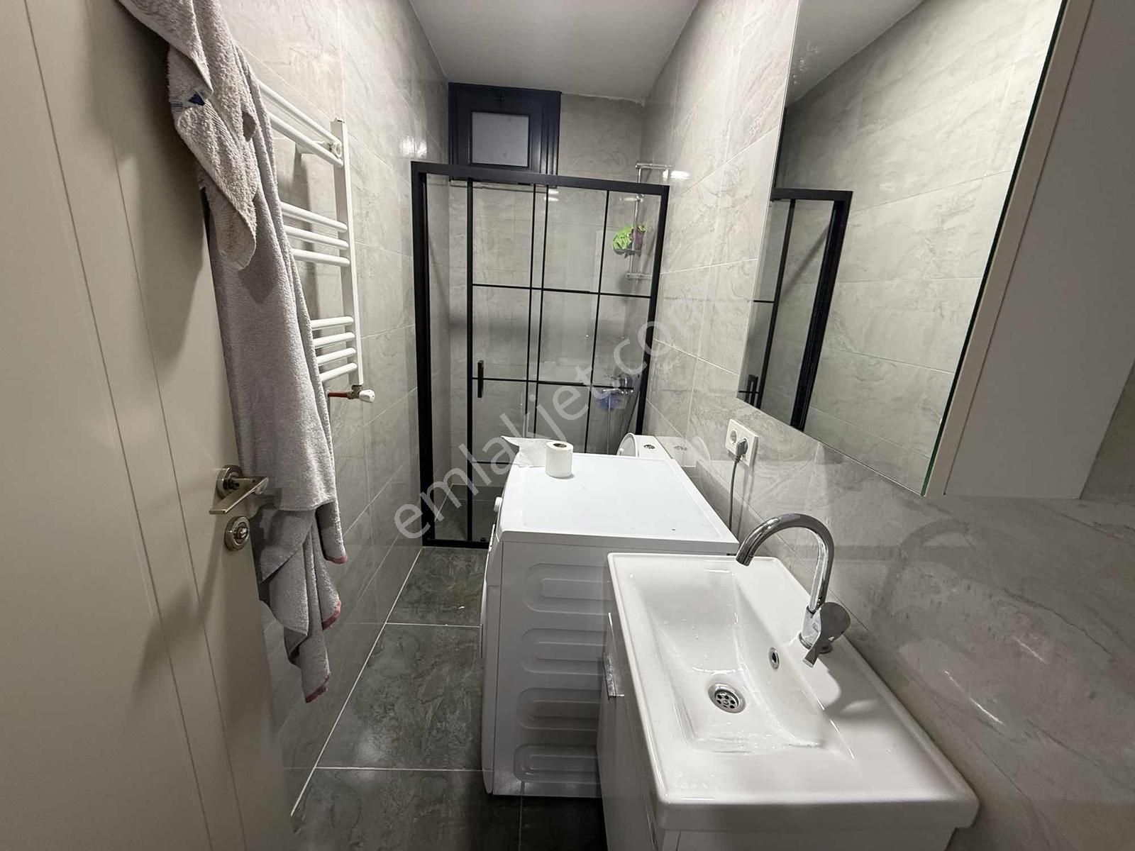 Fl Emlaktan Fikirtepe Metrobüs Yakını 1+1 Full Eşyalı Bahçe Kat - Görsel 5