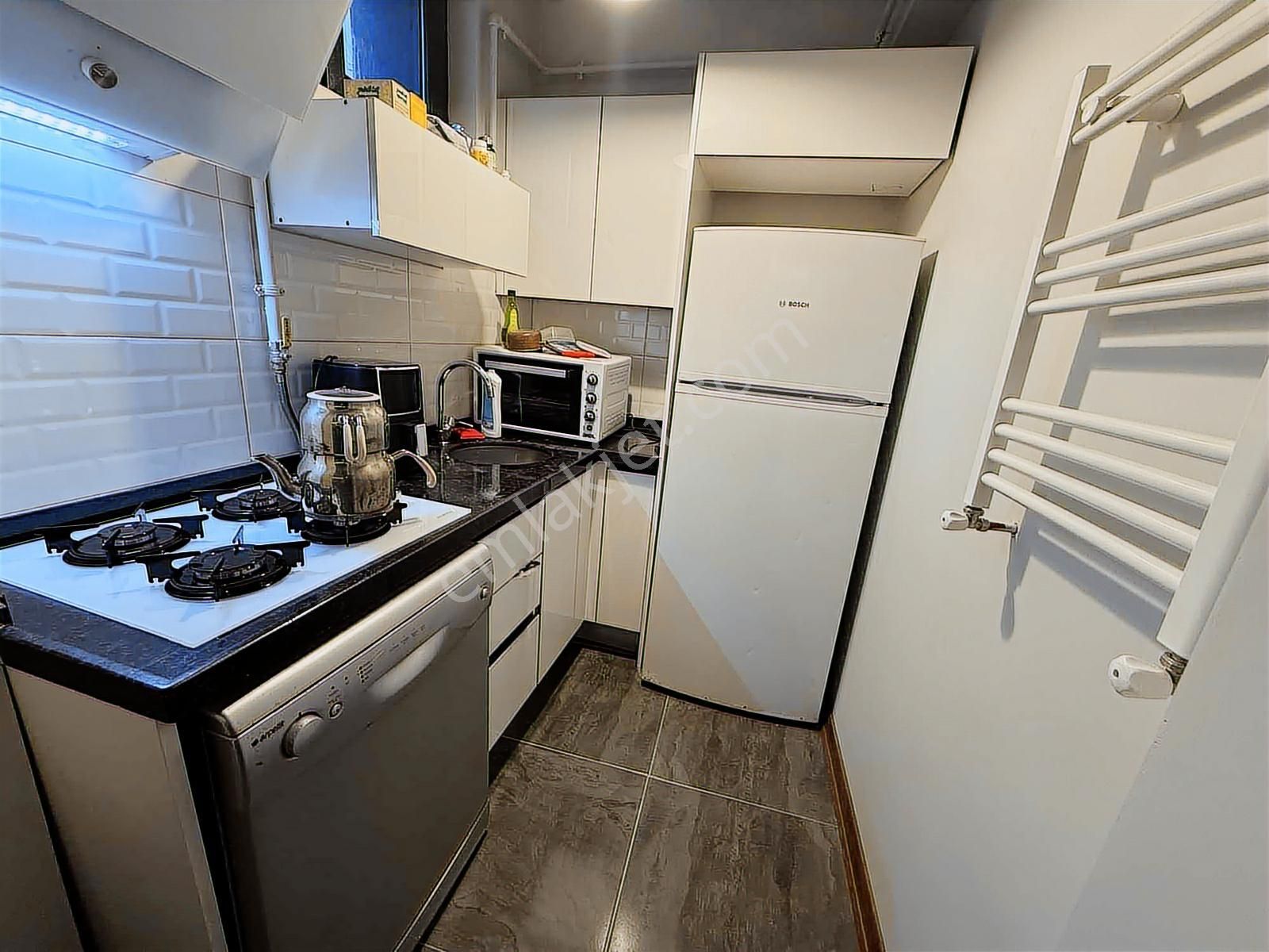 Fl Emlaktan Fikirtepe Metrobüs Yakını 1+1 Full Eşyalı Bahçe Kat - Görsel 16