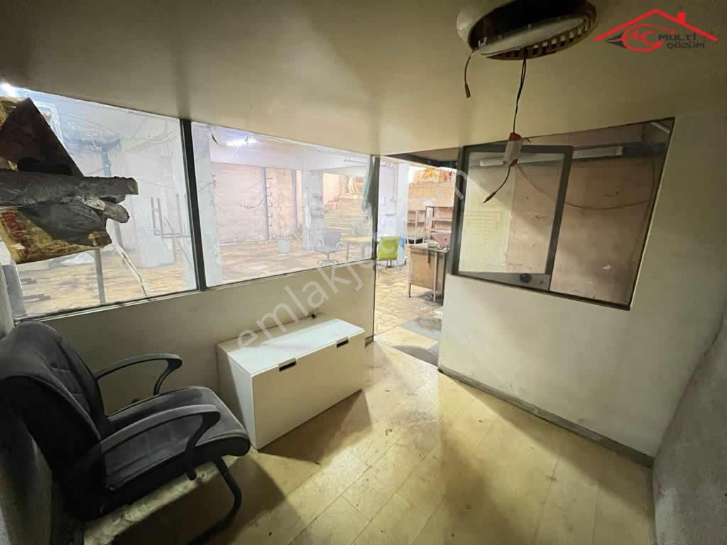 Yenibosna Zafer Mahallesinde Satılık İşyeri Dükkan Atölye Depo - Görsel 8