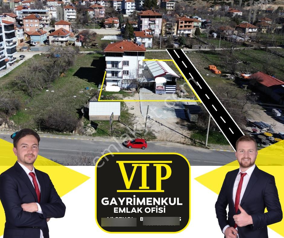Vip Gayrimenkul'den 3 Katlı Sıfır Daireler Ve Depolar Tamamı