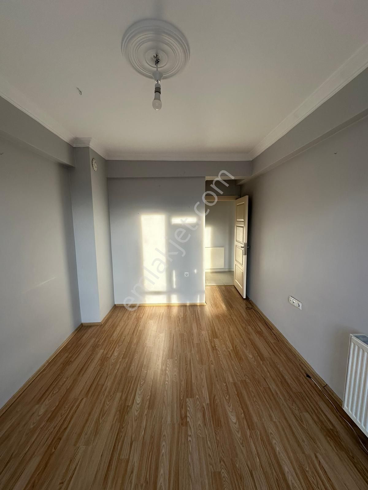 Balkan Gündüz'den Eğitimciler Caddesi Üzerinde Kiralık 2+1 - Görsel 7