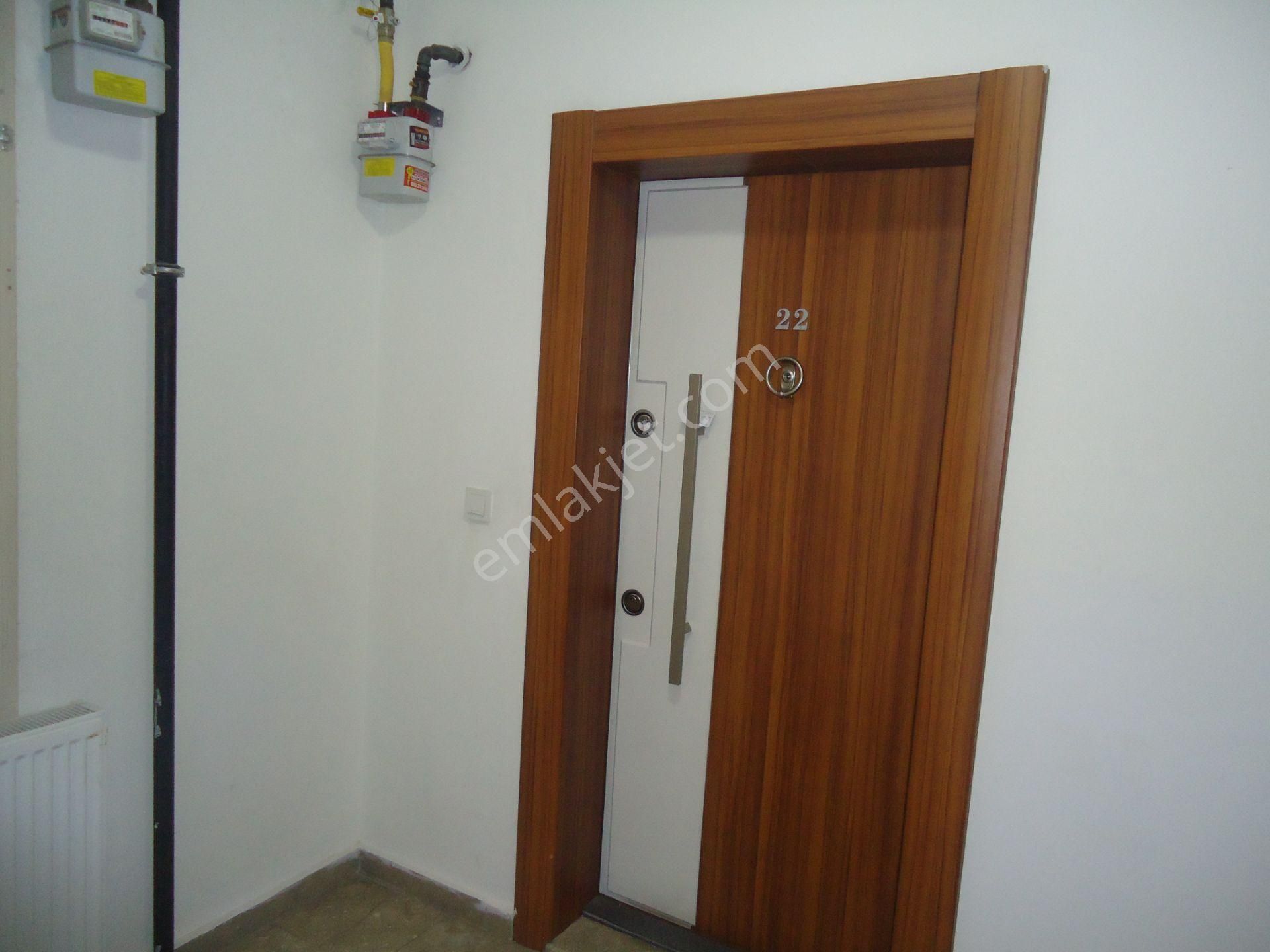 Krc'den Merkezi Konumda Manzaralı Kiralık 4+1 Daire - Görsel 2