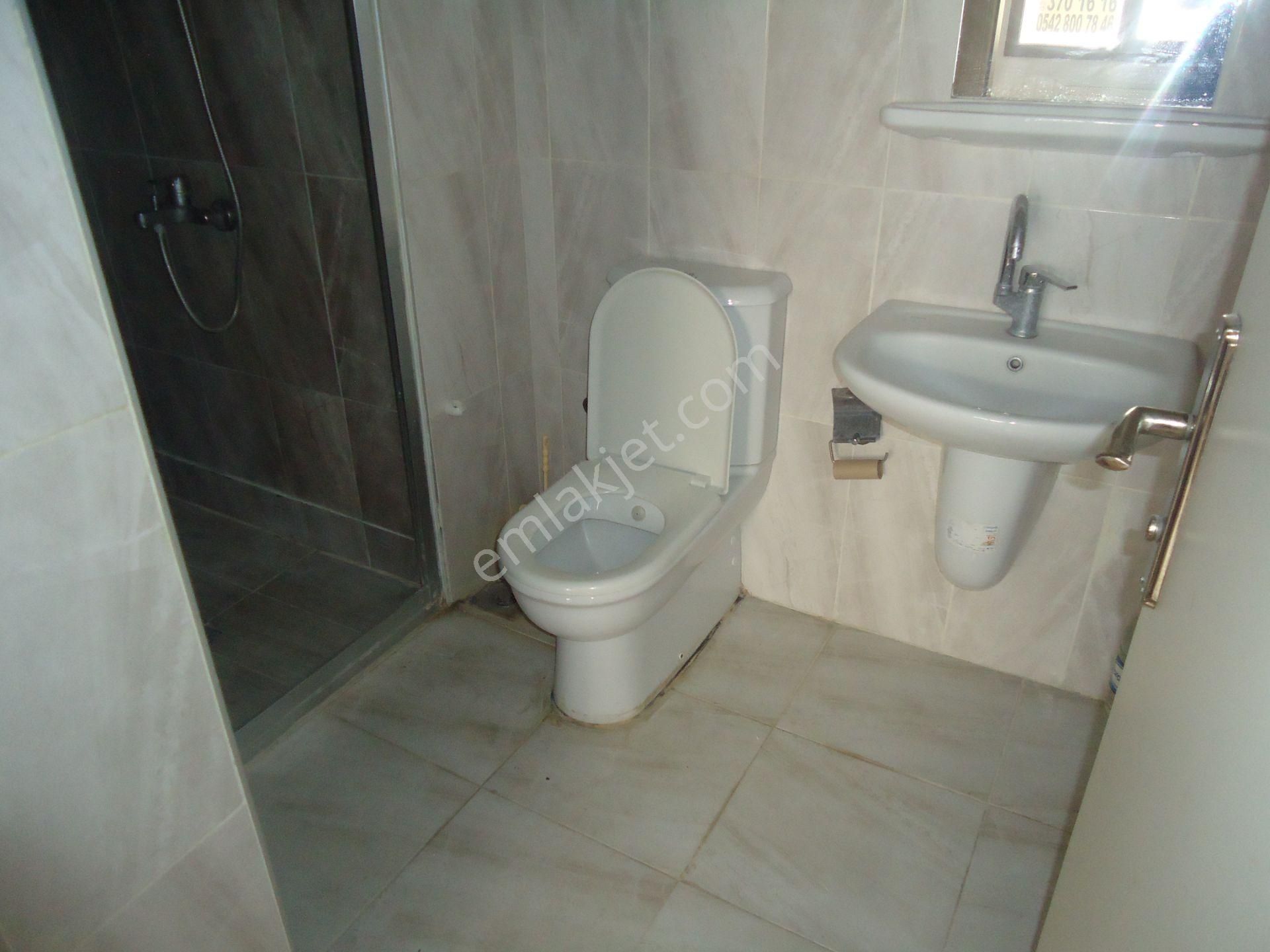 Krc'den Merkezi Konumda Manzaralı Kiralık 4+1 Daire - Görsel 19