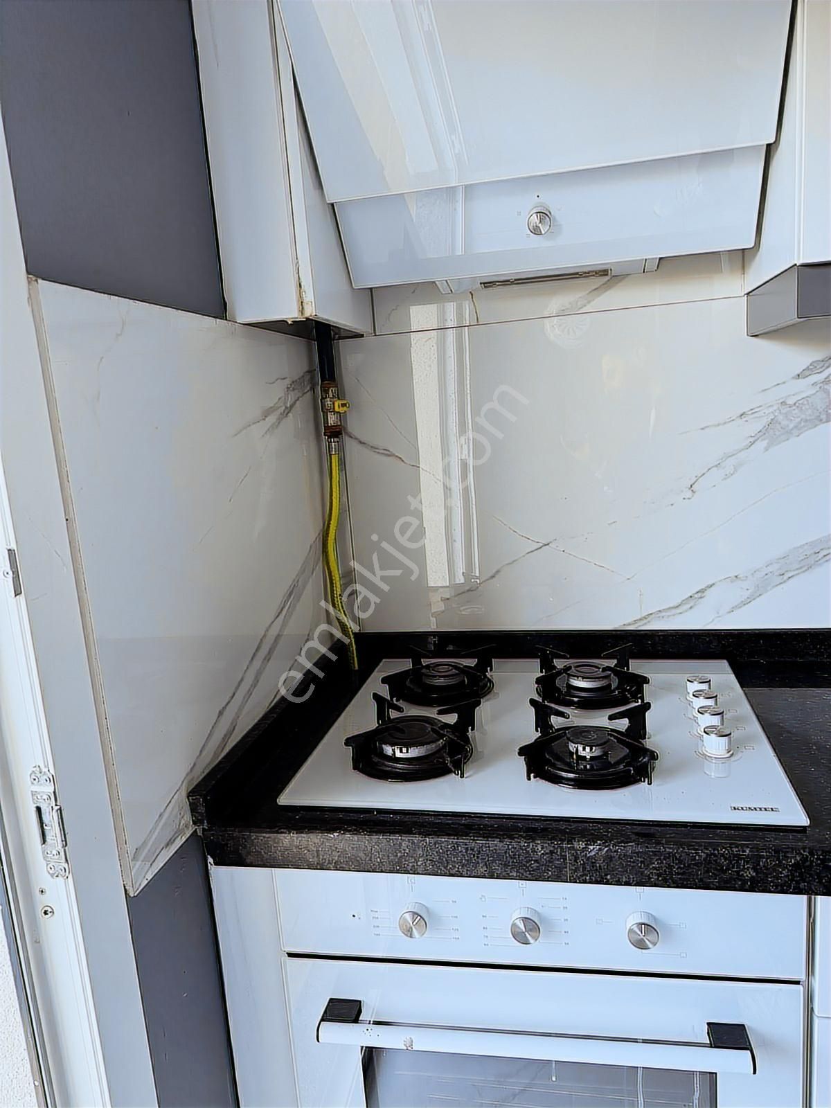 B.çekmece Kumburgaz Merkez'de Yeni Bina G.kat 2+1 Satılık Daire - Görsel 13