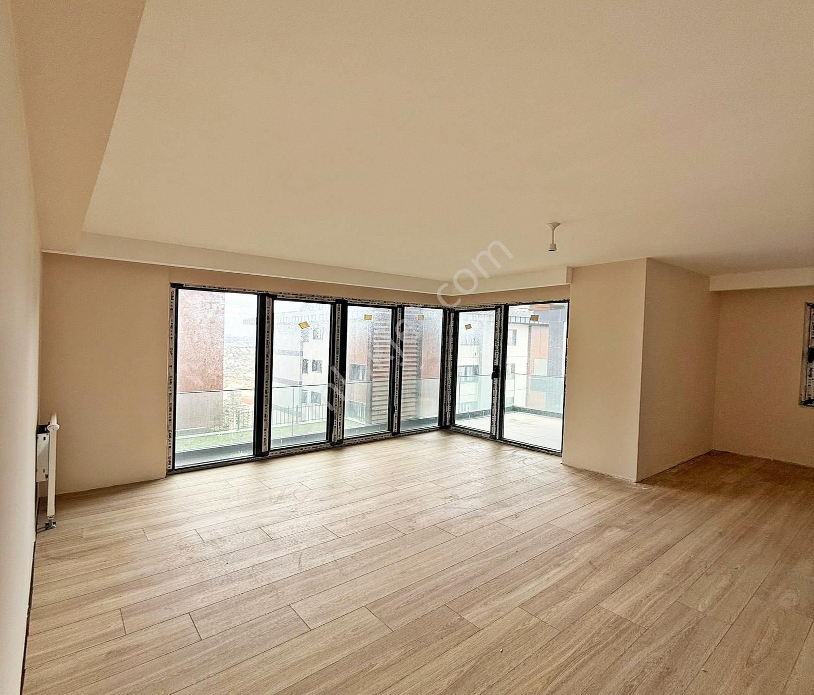 Üsküdar Cengelköyde Boğaz Manzaralı 3+1 Villa Tipi Dubleks - Görsel 27