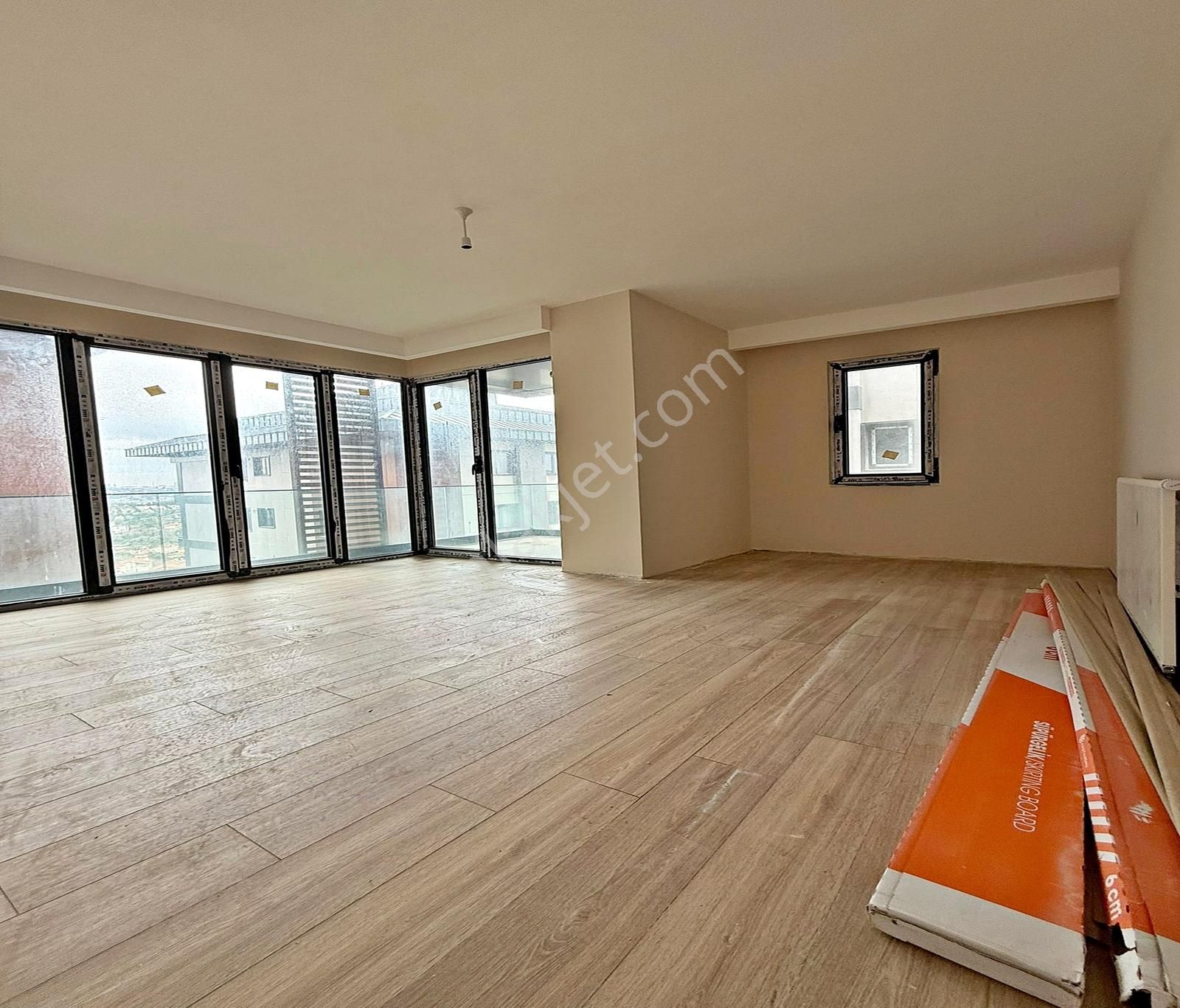 Üsküdar Cengelköyde Boğaz Manzaralı 3+1 Villa Tipi Dubleks - Görsel 15