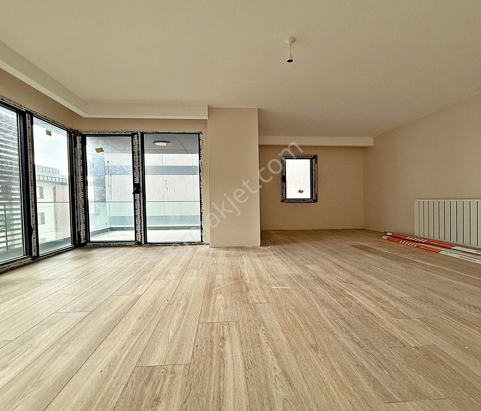 Üsküdar Cengelköyde Boğaz Manzaralı 3+1 Villa Tipi Dubleks - Görsel 16