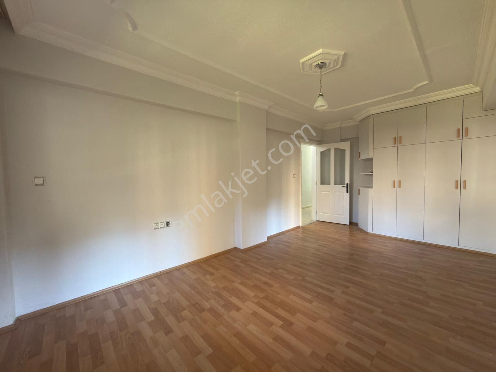 Kınıklıda Kampüsde Kiralık 3+1 Daire - Görsel 12