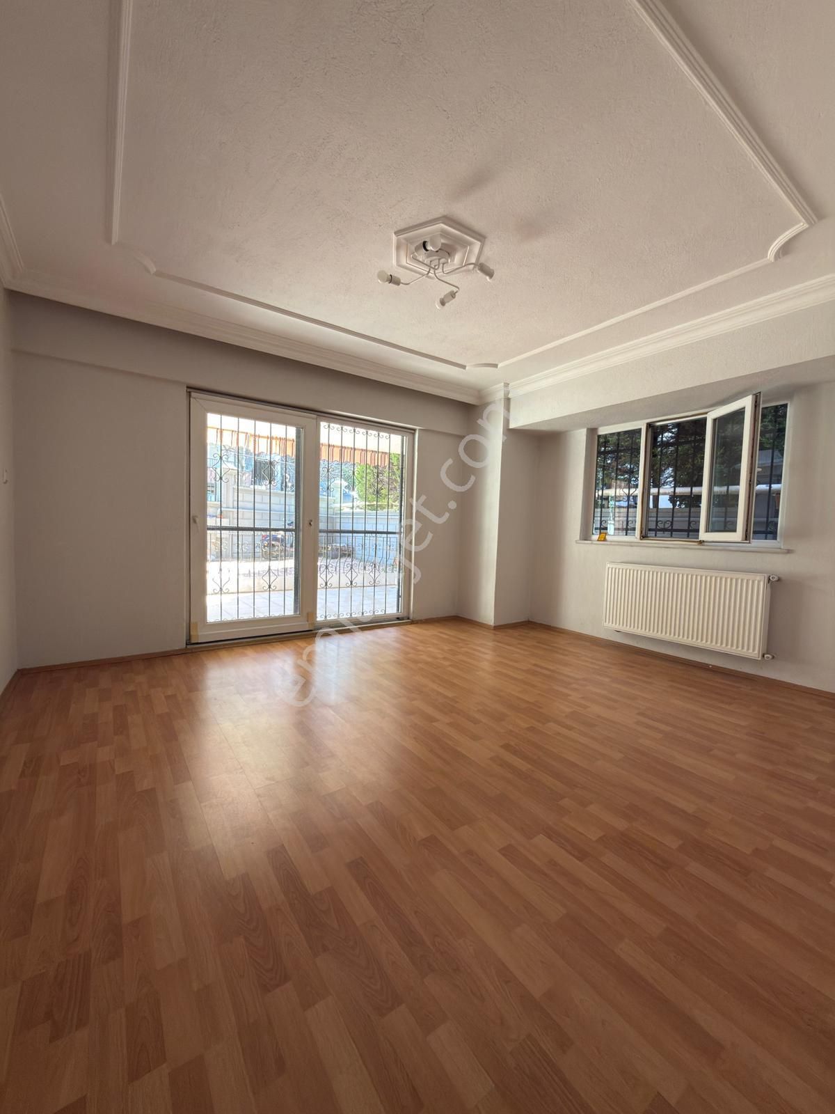 Kınıklıda Kampüsde Kiralık 3+1 Daire - Görsel 2