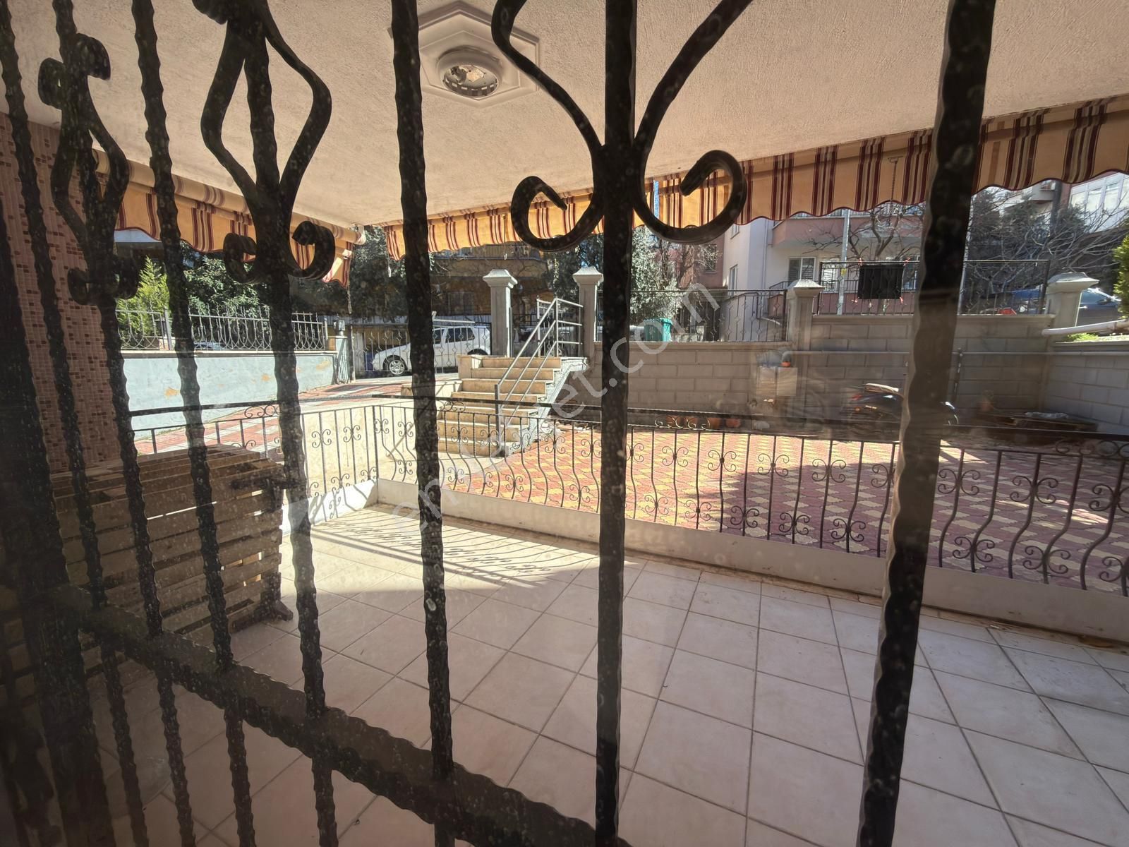 Kınıklıda Kampüsde Kiralık 3+1 Daire - Görsel 4