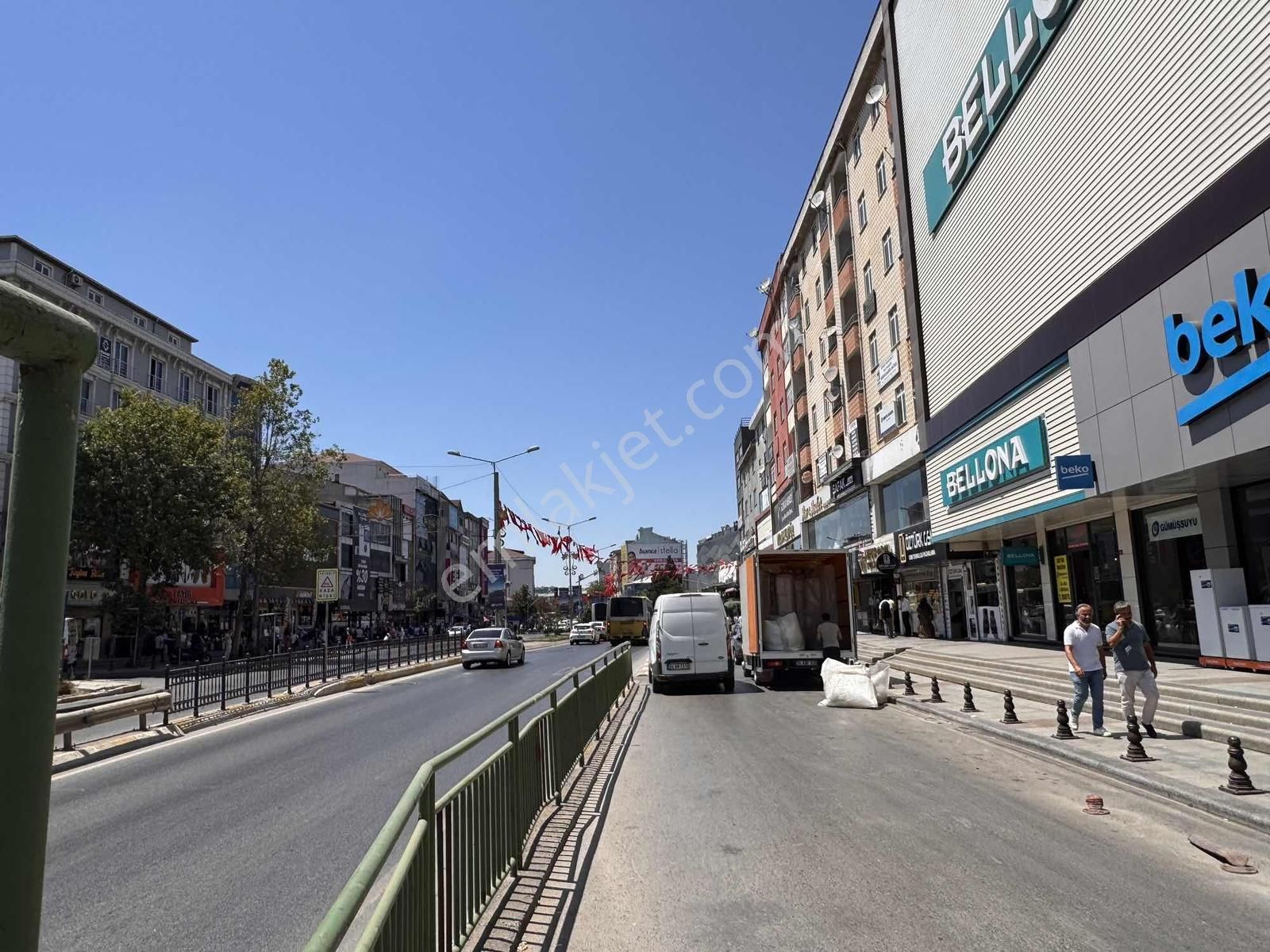 Sultanbeyli Aslan Plazada Prestijli Konumda Kiralık Ofis - Görsel 32