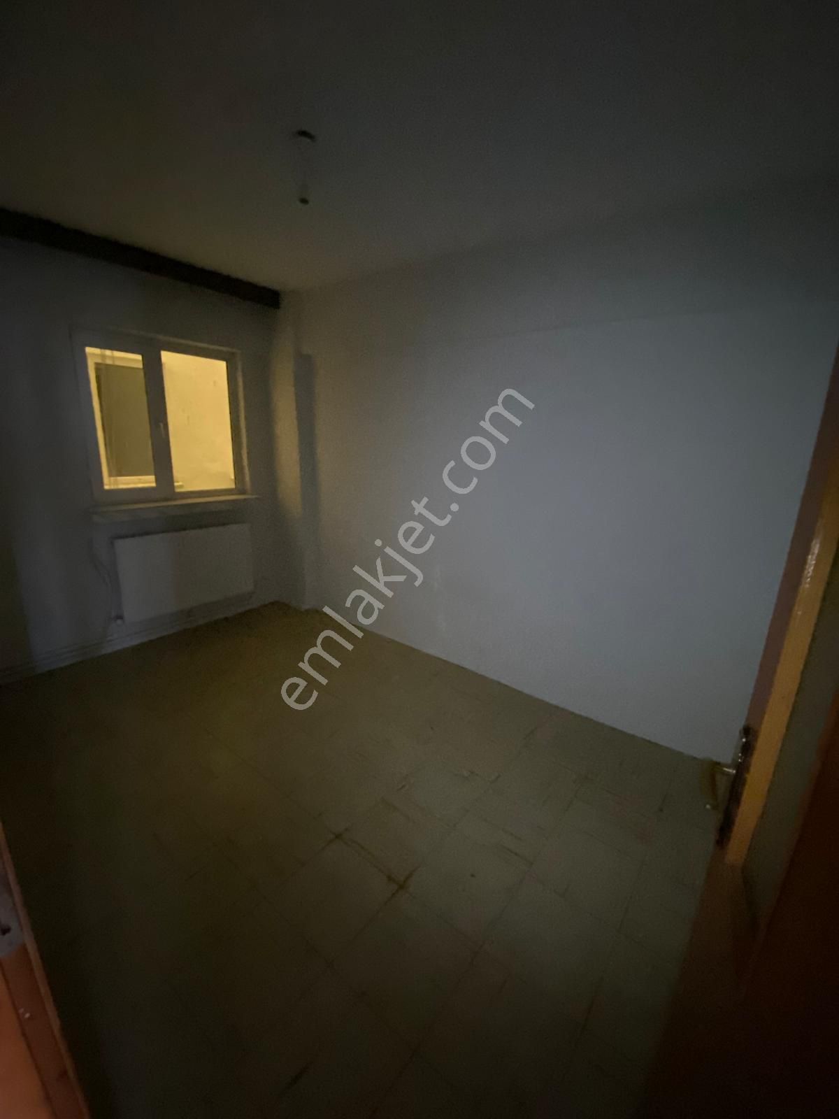 Eskişehir Ömerağa Da Gazi İlkokuluna Bitişik Ara Kat 3+1 Satılık Daire - Görsel 7