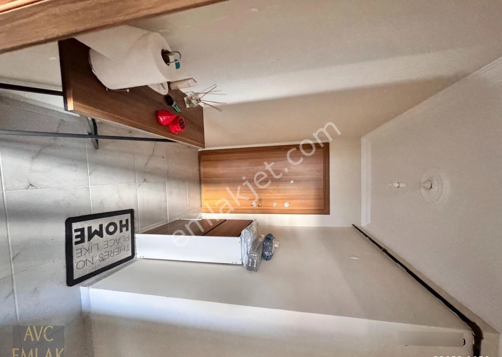 Cumhuriyet Mahallesi'nde Göl Manzaralı 10. Kat Satılık 3+1 Daire - Görsel 17