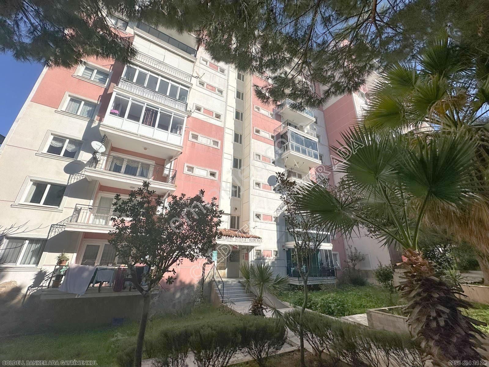 Emsallerinin Altında Kuşadası Nda Satılık Geniş Masrafsız 3+1daire - Görsel 33