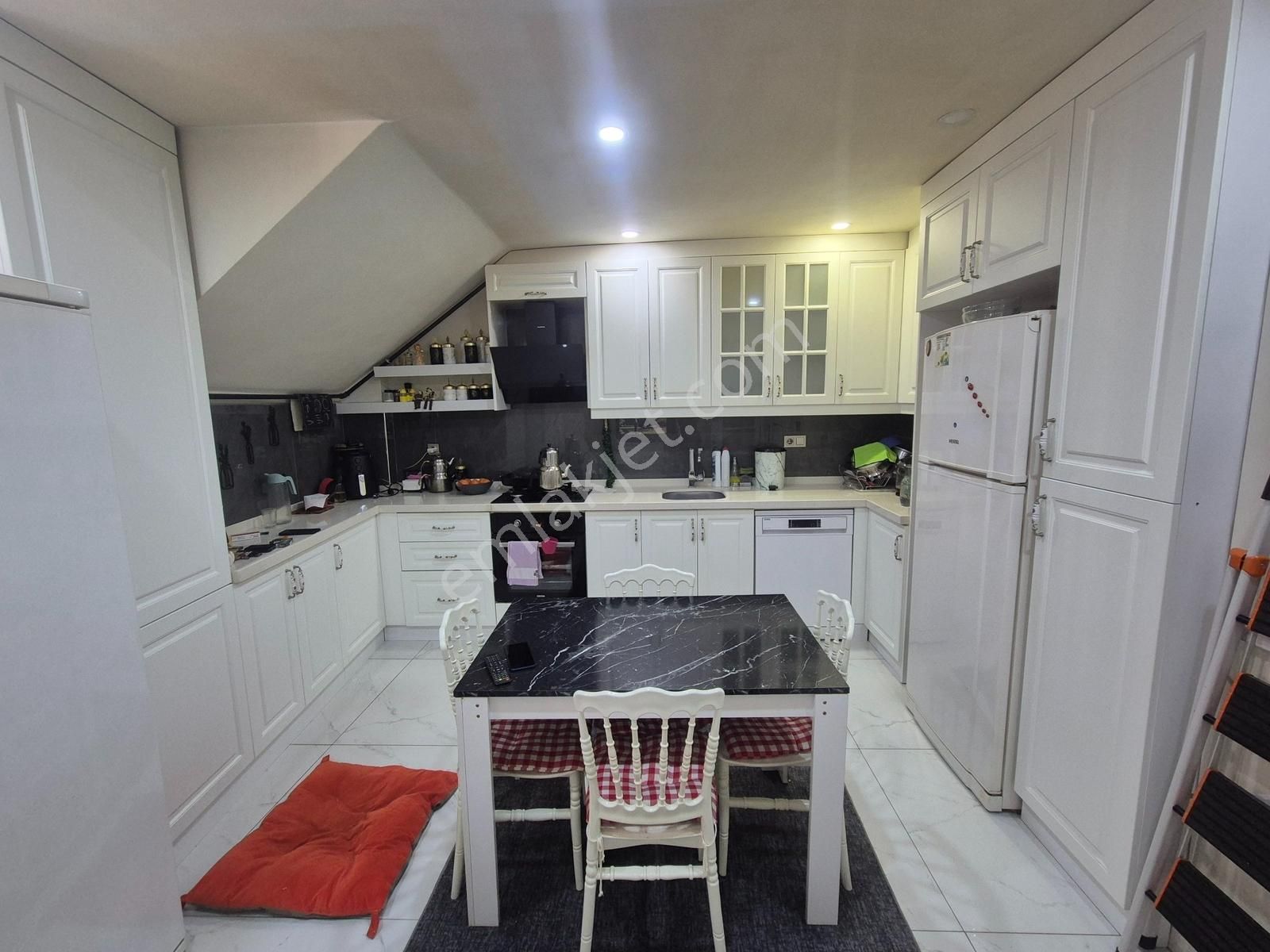 Armax'tan Bağlarbaşın'da Kiralık 3+1 Yeni Daire