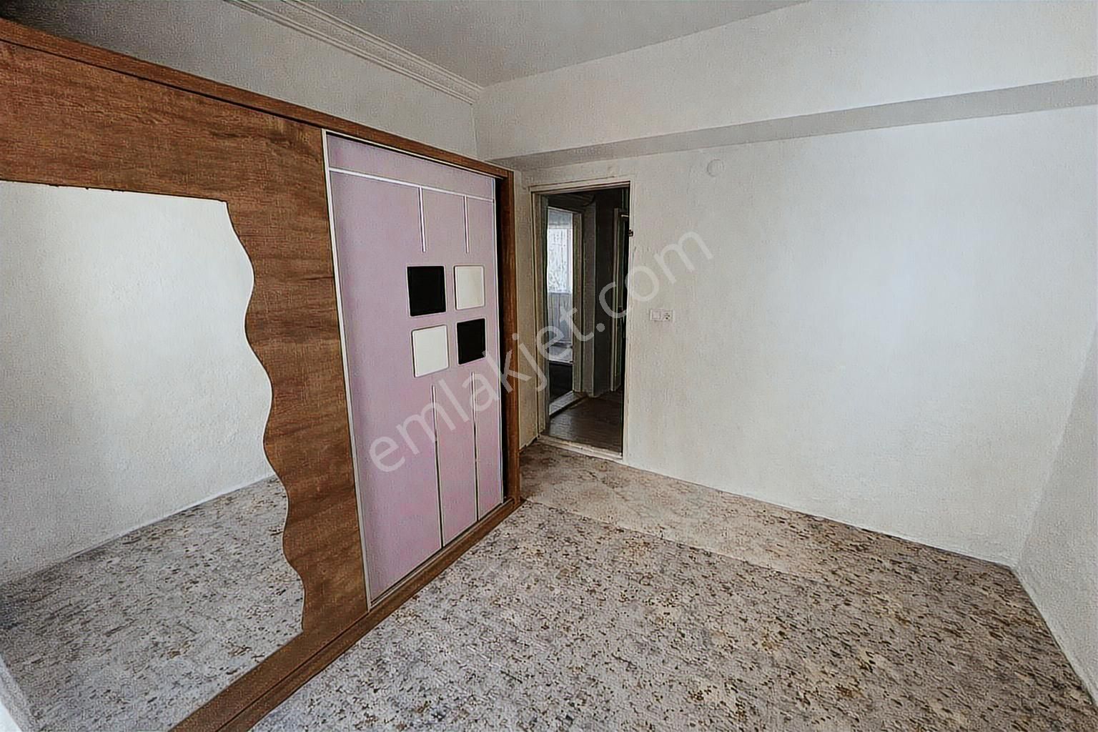 Bornova Yeşilova'da 2+1 Satılık Daire - Görsel 7