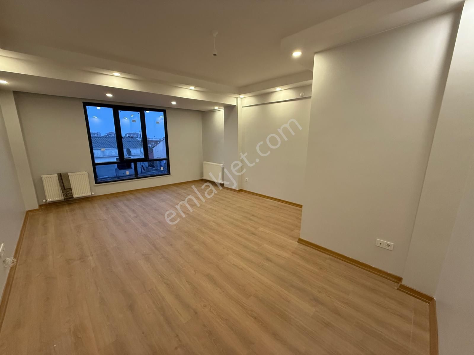 Zeytinburnu Beştelsiz Mahallesinde 130m2 3+1 Kiralık Sıfır Daire - Görsel 33