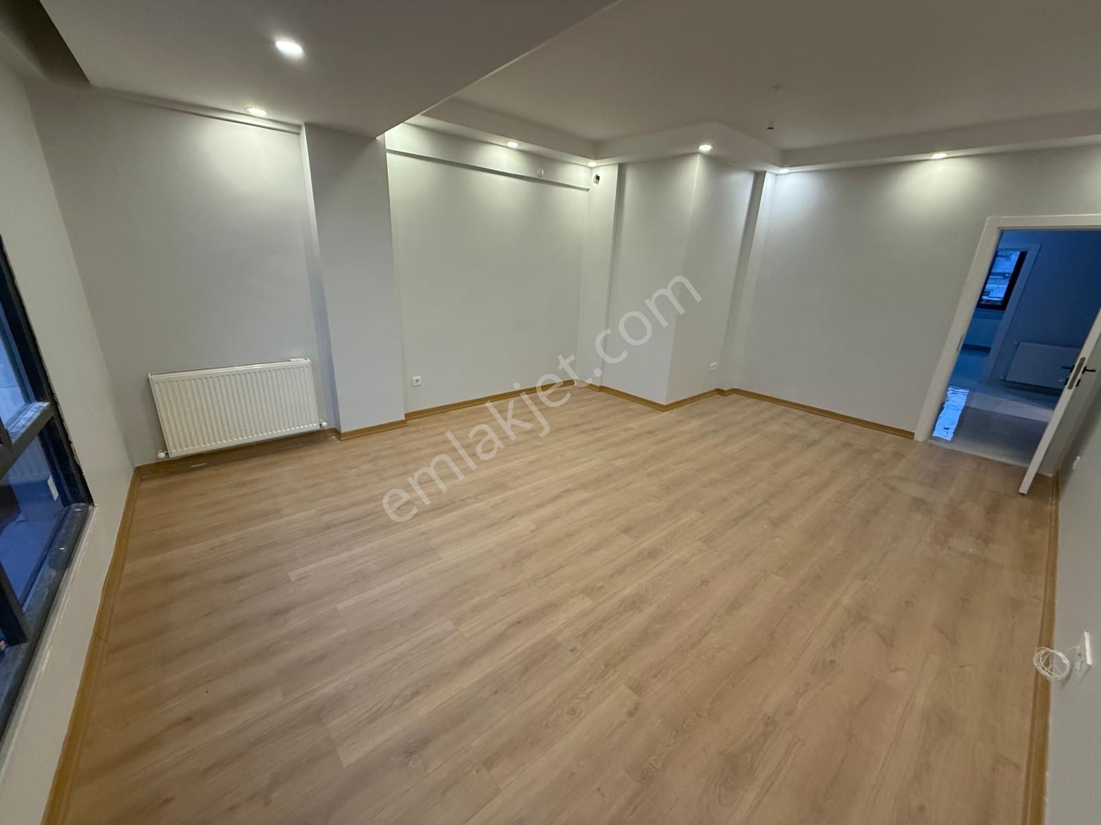 Zeytinburnu Beştelsiz Mahallesinde 130m2 3+1 Kiralık Sıfır Daire - Görsel 5