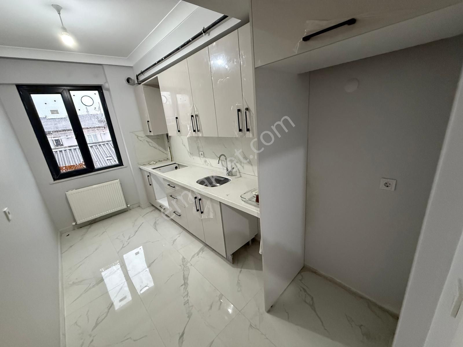 Zeytinburnu Beştelsiz Mahallesinde 130m2 3+1 Kiralık Sıfır Daire - Görsel 9