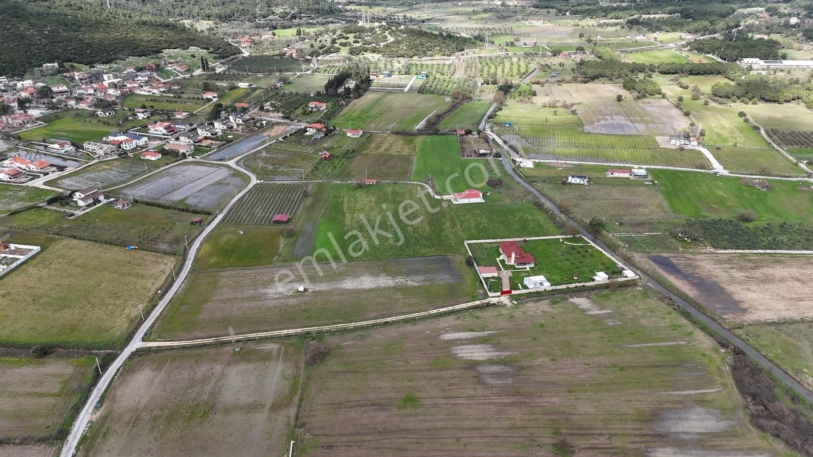 Birgi'de Yerleşime 90 Metre Ev Ve Tarla Vasfıyla Fırsat ! - Görsel 7
