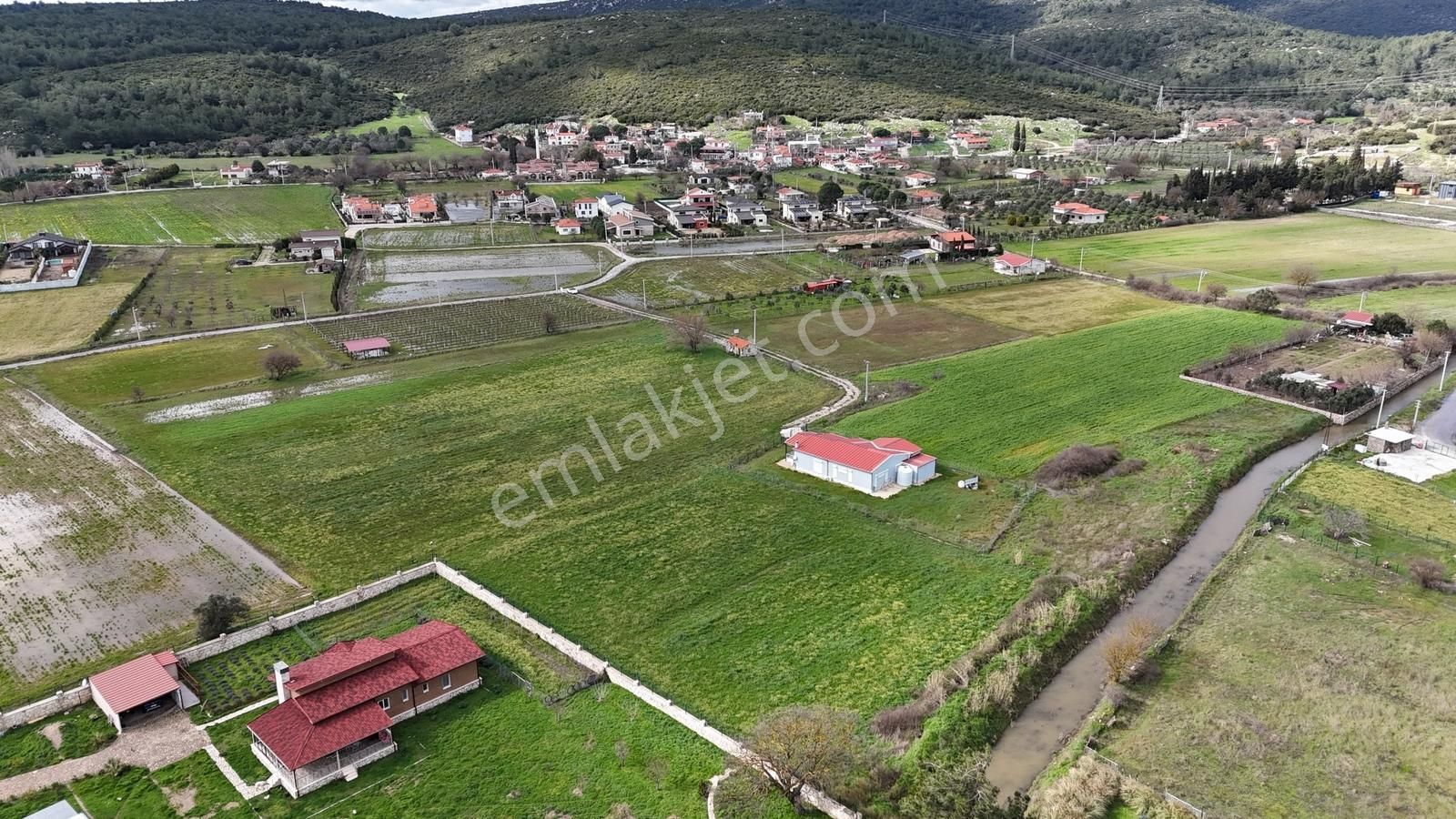 Birgi'de Yerleşime 90 Metre Ev Ve Tarla Vasfıyla Fırsat ! - Görsel 9