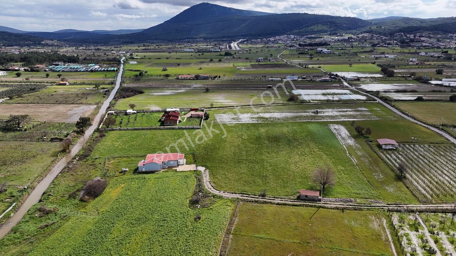 Birgi'de Yerleşime 90 Metre Ev Ve Tarla Vasfıyla Fırsat ! - Görsel 10