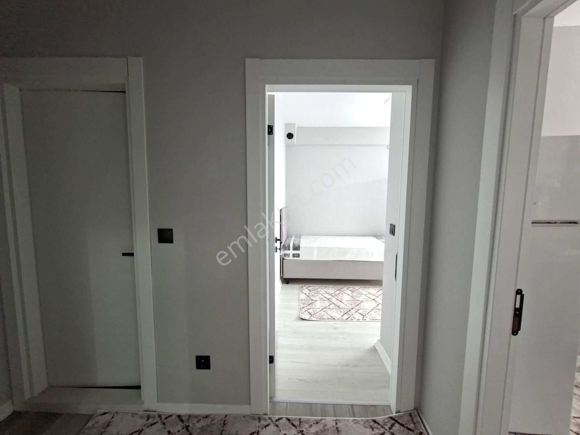 Recep Ümit'ten Şarhöyük Mahallesi Büyük Park Yakınında (sıfır) Eşyalı Kiralık 2+0 Ferah Geniş Daire - Görsel 13