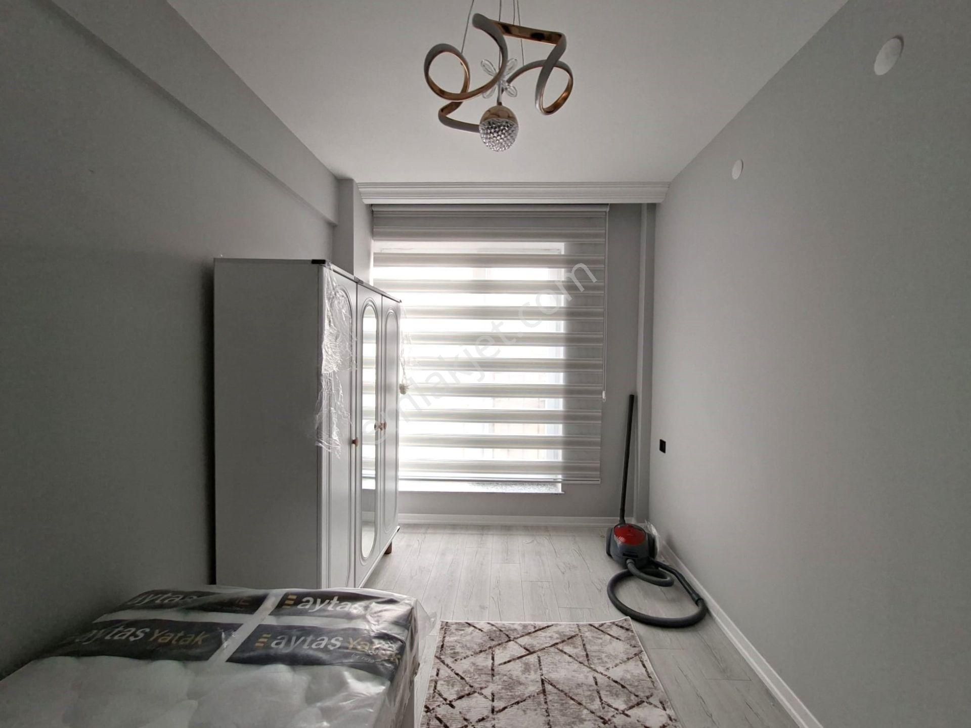 Recep Ümit'ten Şarhöyük Mahallesi Büyük Park Yakınında (sıfır) Eşyalı Kiralık 2+0 Ferah Geniş Daire - Görsel 16