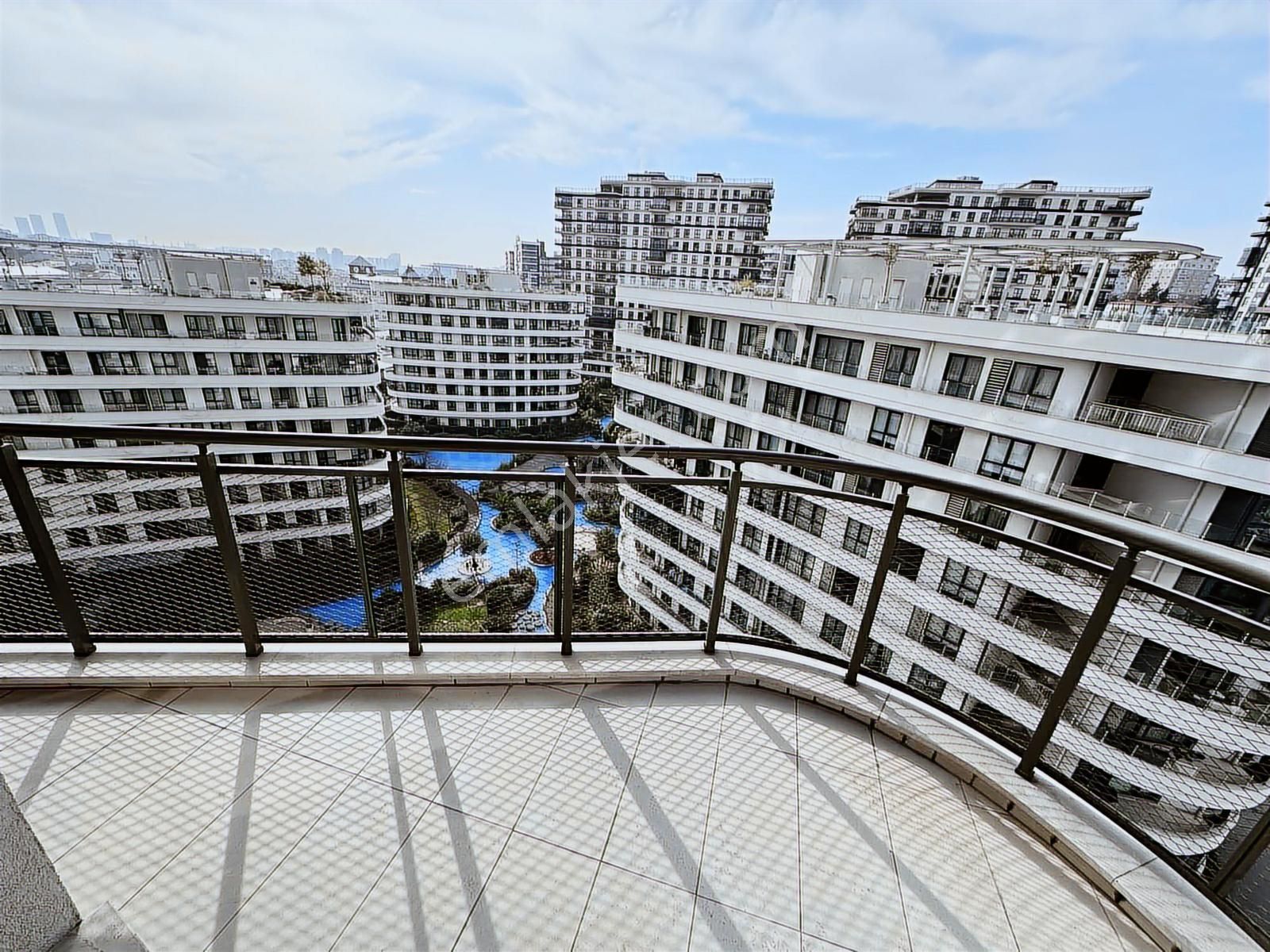 Sevcan Remax Nef Bahçelievler Tasarımlı K.mutfak Havuz&peysajmnz - Görsel 16