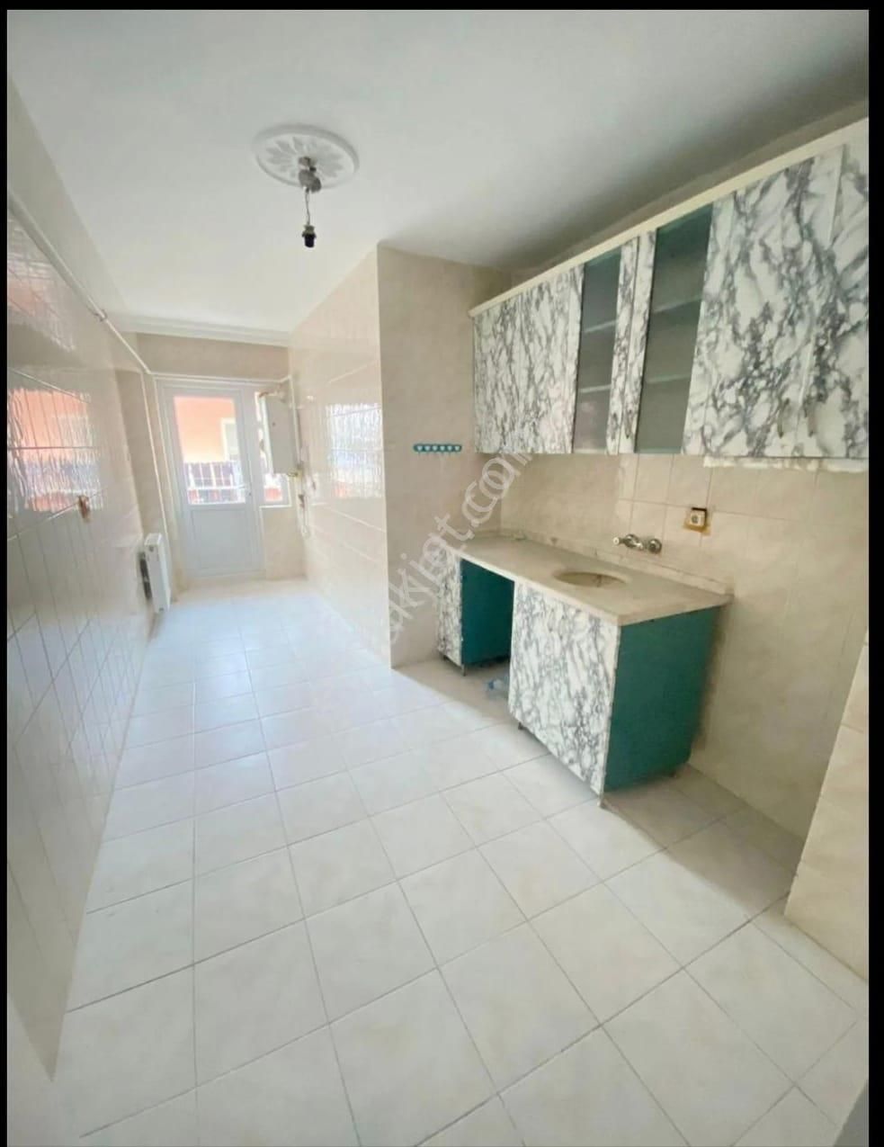 Acil*satılık*osmangazi Mah*cadde Yanı*yüksek Kira Getirili Daire