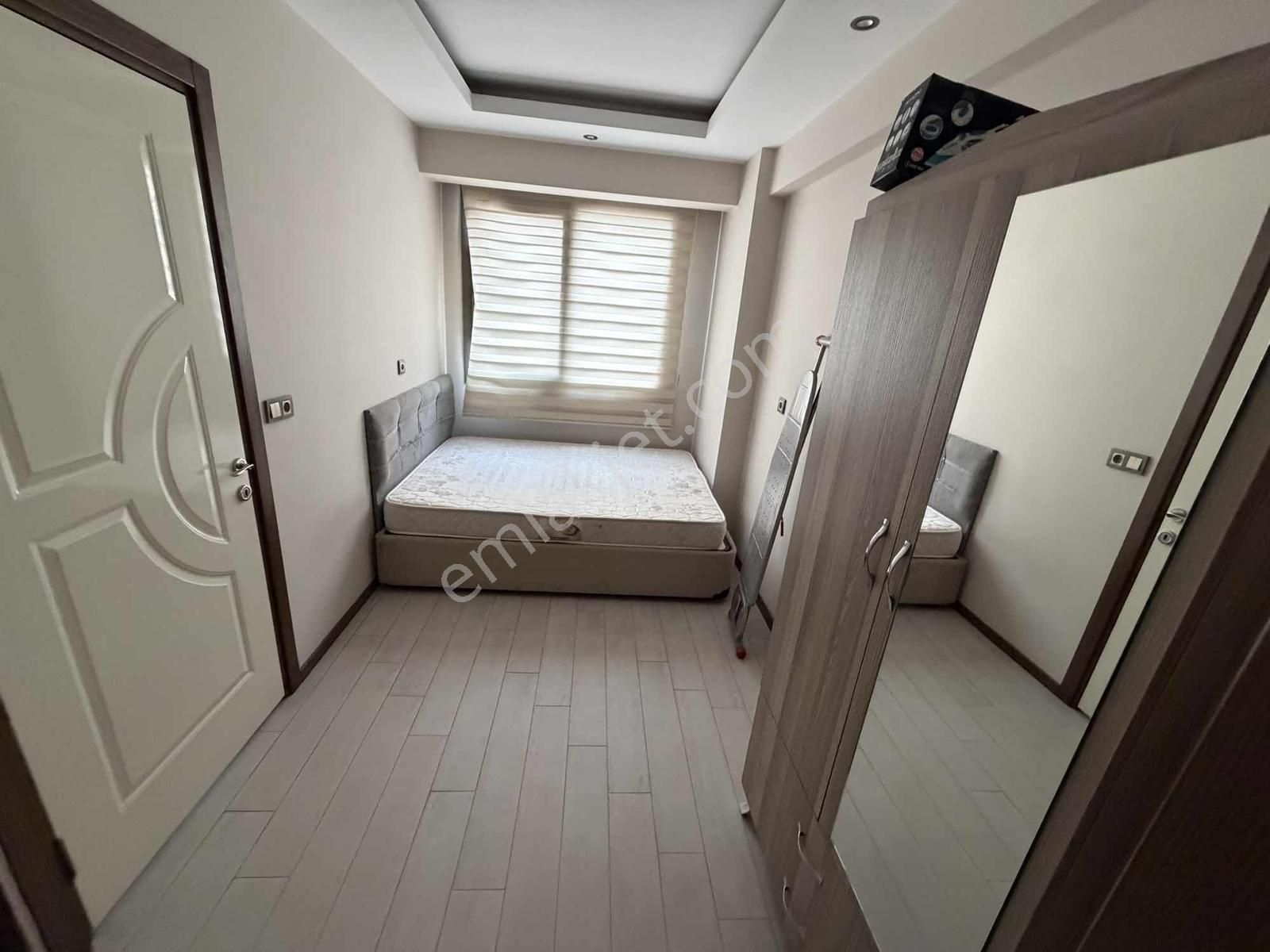 Üniversiteye Yakın Depozitosuz Ara Kat Balkonlu Klimalı Apart - Görsel 11