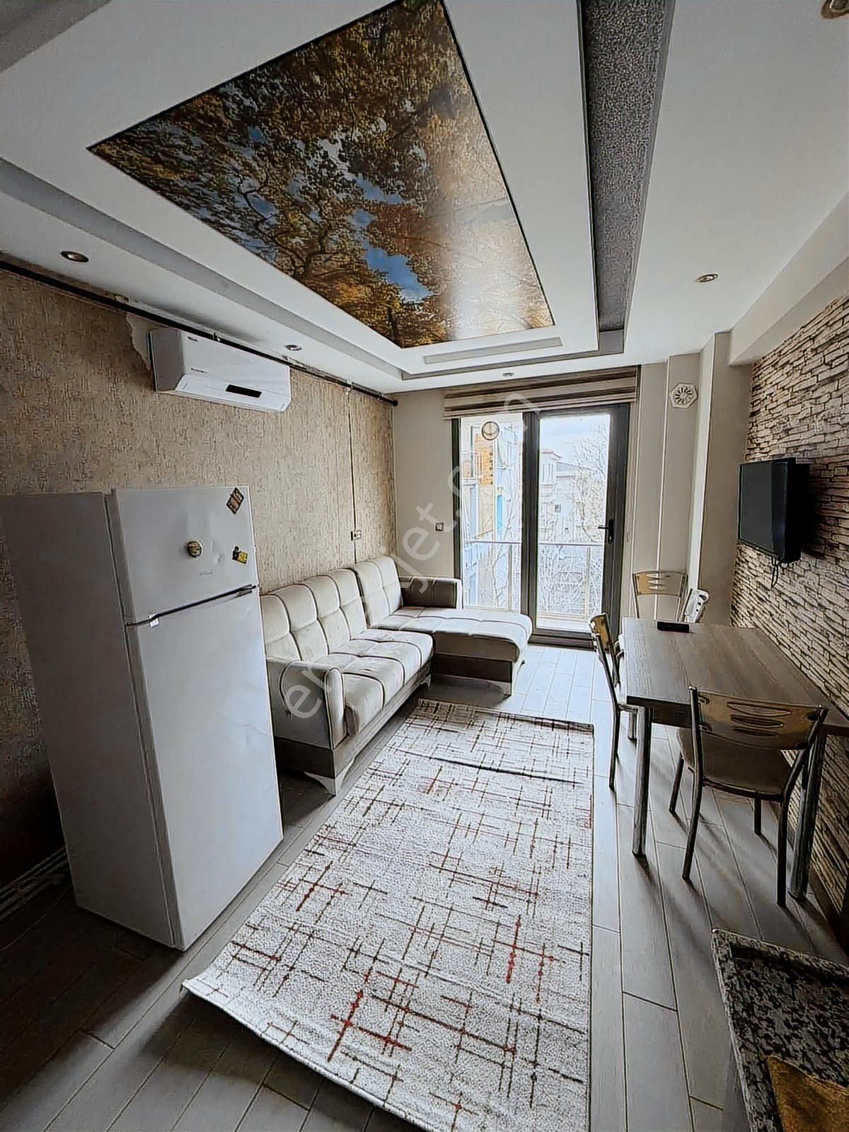 Üniversiteye Yakın Depozitosuz Ara Kat Balkonlu Klimalı Apart