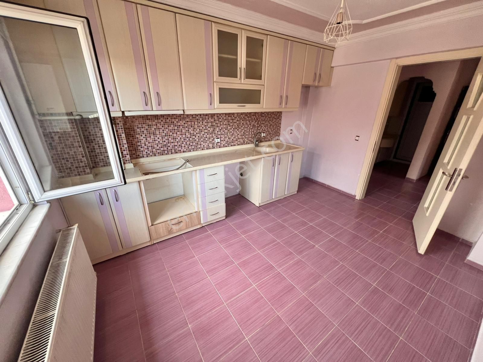 Fark20'den Tüm Cepheleri Açık Geniş Kullanışlı Kiralık Daire - Görsel 9