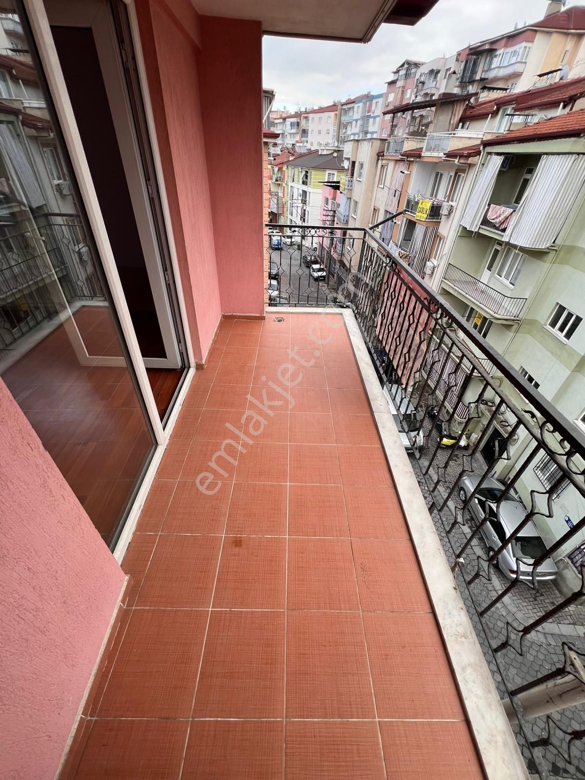 Fark20'den Tüm Cepheleri Açık Geniş Kullanışlı Kiralık Daire - Görsel 16