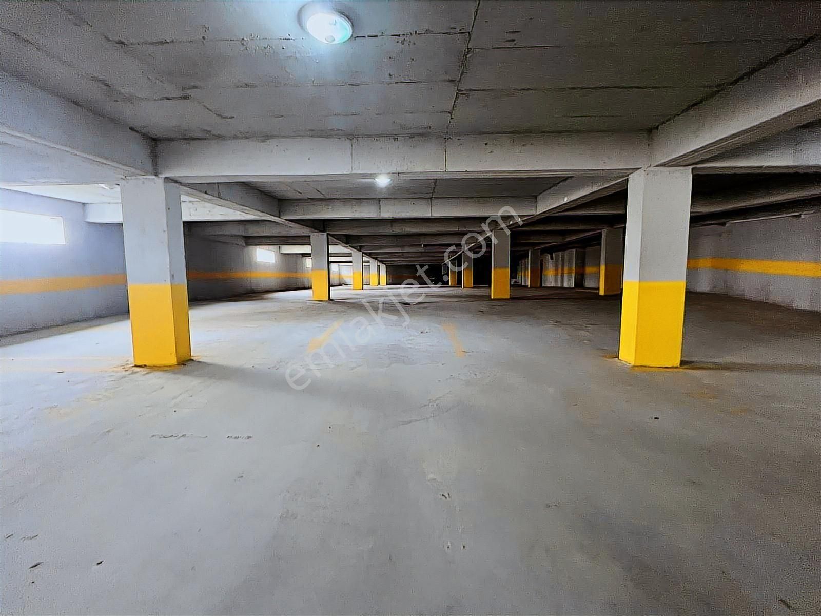 Redstone Castle Etimesgut Göksu'da Kiralık 4+1 Lüks Daire - Görsel 30