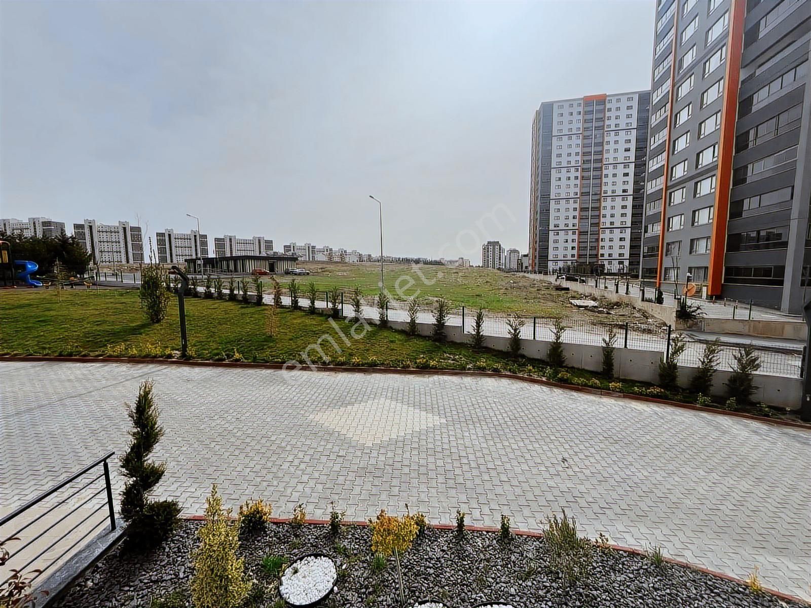 Redstone Castle Etimesgut Göksu'da Kiralık 4+1 Lüks Daire - Görsel 25