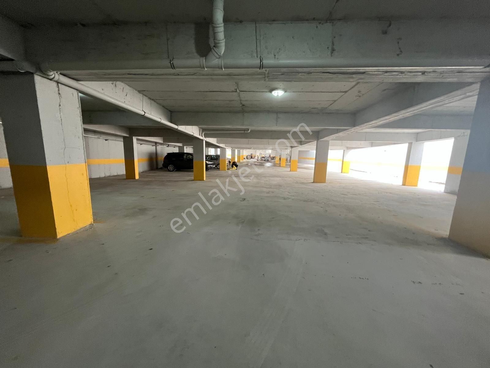 Redstone Castle Etimesgut Göksu'da Kiralık 4+1 Lüks Daire - Görsel 34