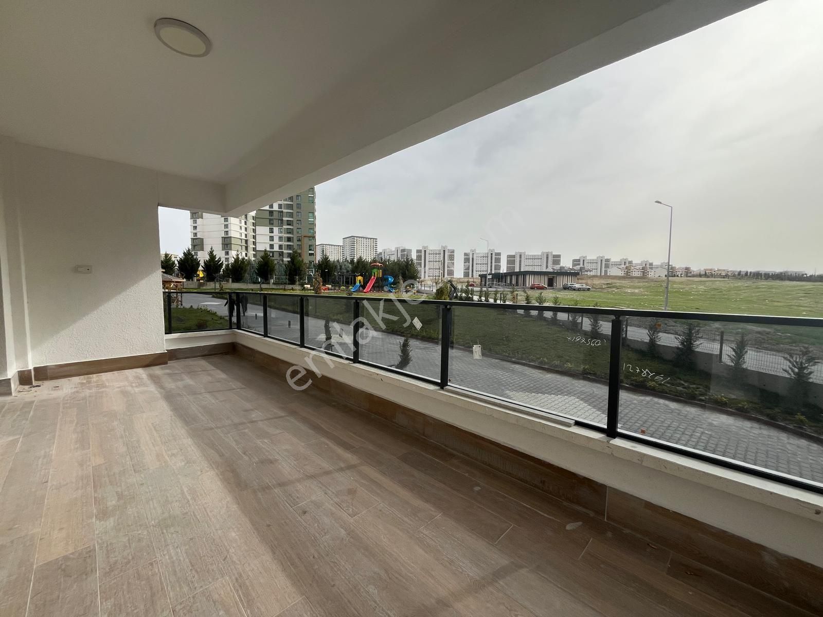 Redstone Castle Etimesgut Göksu'da Kiralık 4+1 Lüks Daire - Görsel 4