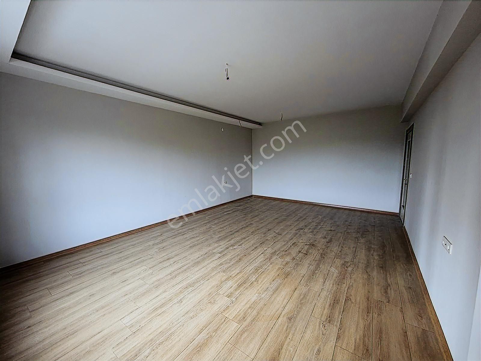 Redstone Castle Etimesgut Göksu'da Kiralık 4+1 Lüks Daire - Görsel 19