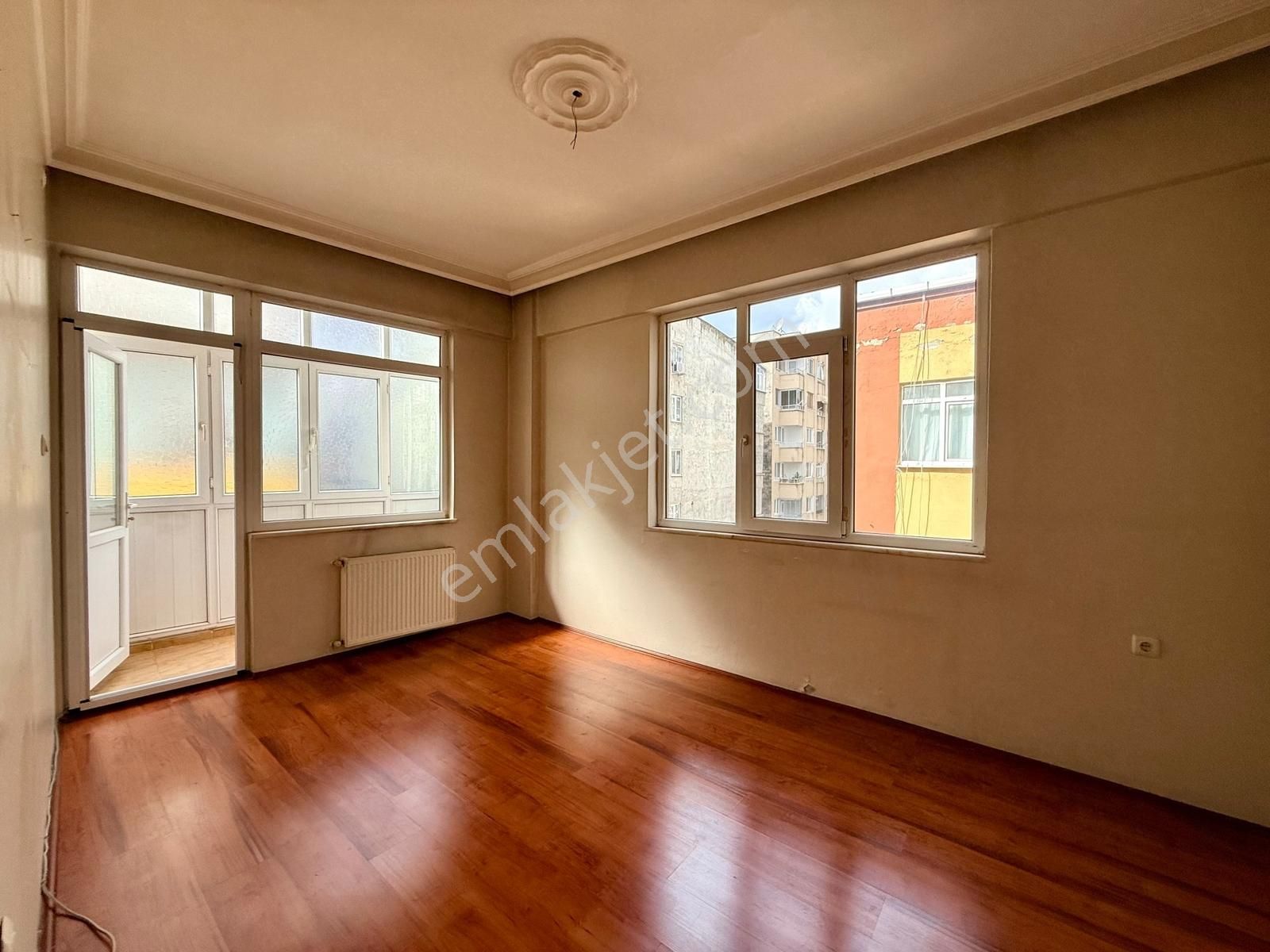 100.yıl Bulvarına Cephe Masrafsız Geniş 2+1 Satılık Daıre - Görsel 6