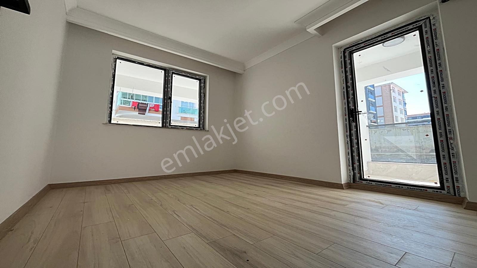 Yenikent Emlak'tan Ultra Lüx Yerden Isıtma Şok Fiyat 2+1 Daire - Görsel 20