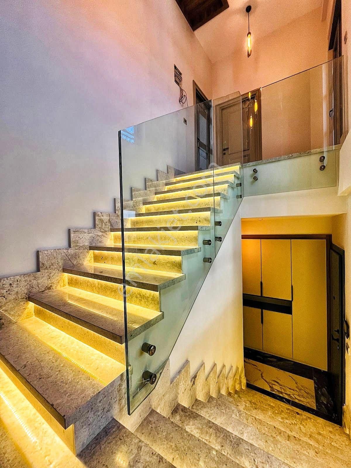 Sundera'dan Doğa İle İç İçe Lüks Ve Konforlu 3+1 Müstakil Havuzlu Villa - Görsel 10